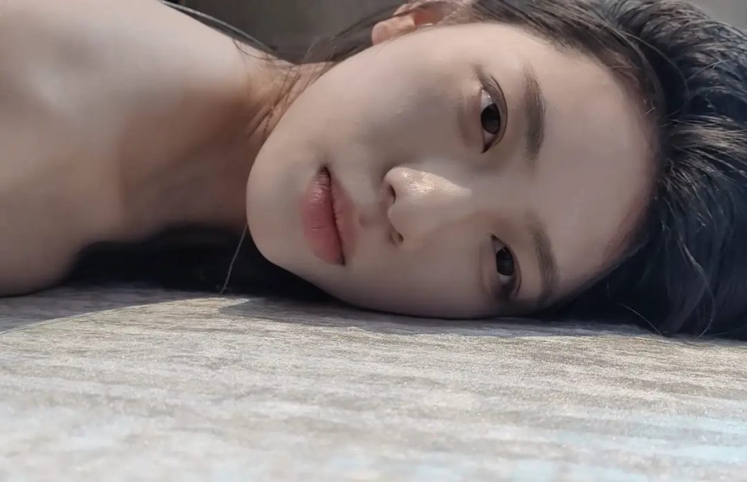 摆弄睡美人卢曼莹-5