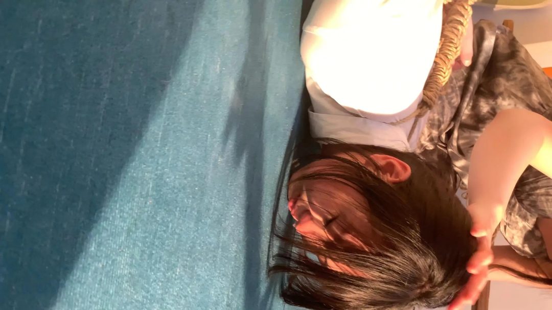 三个女孩在工作室玩捆绑sp，女孩痛哭,呻吟-2