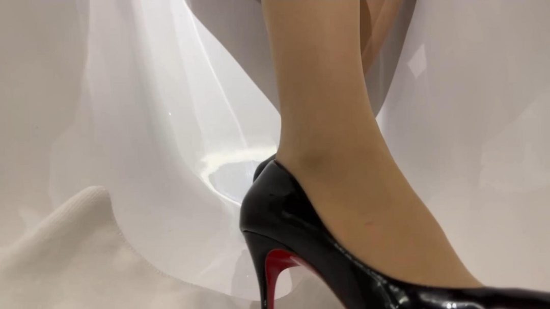 胶衣女洋洋调教，吊起，口球口环，脱衣凌辱，捆绑-4