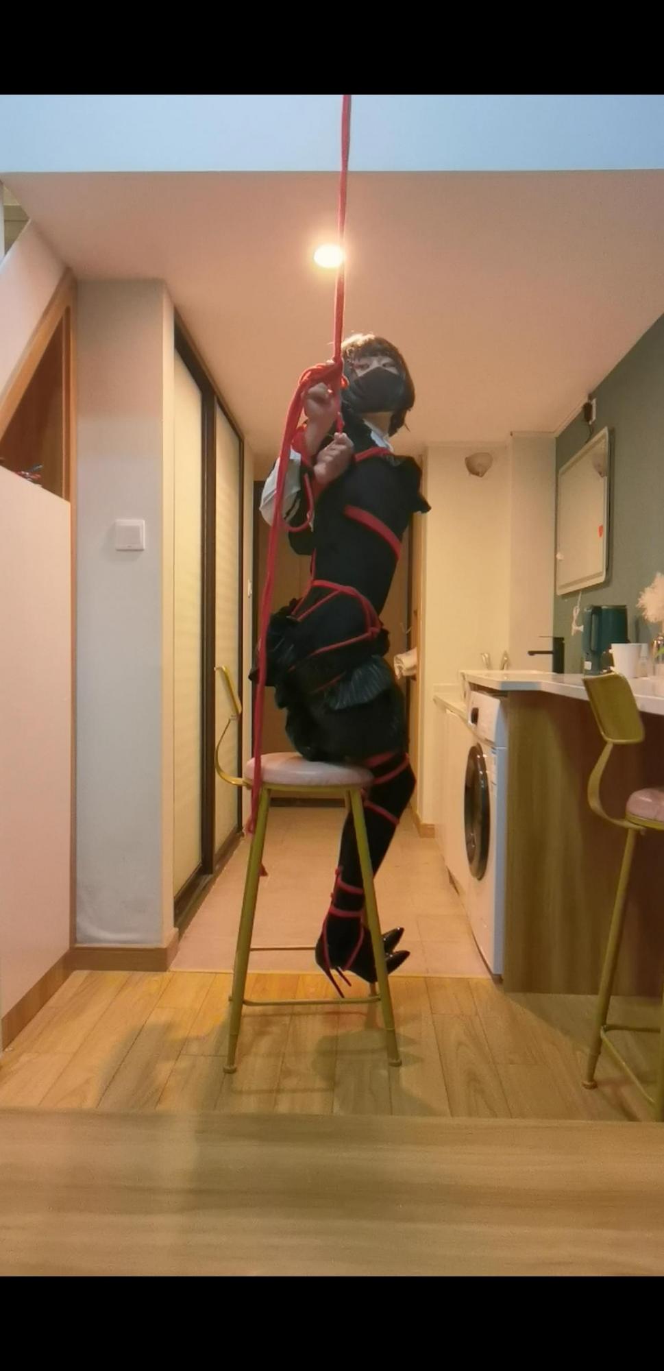 修女直臂驷马吊自缚-8
