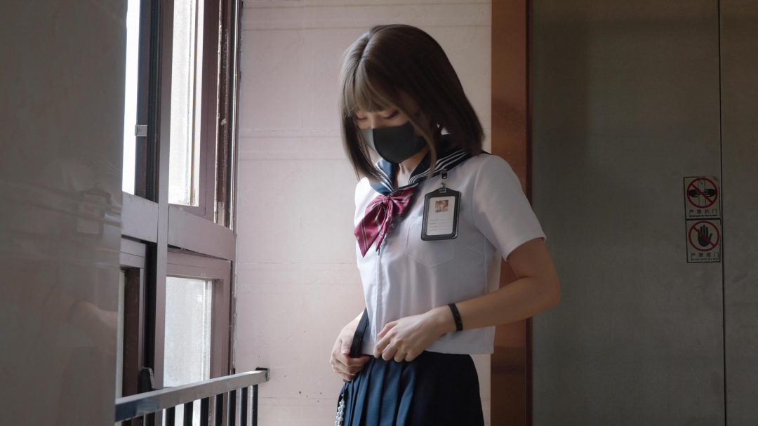 【悠米】《欲望贷》 虚荣心作祟的Jk少女拍下脱衣视频，以此被威胁，开腿器吊缚+12cm高跟罚站+乳夹+单腿吊+固定，为防止大叫，口球固定-3