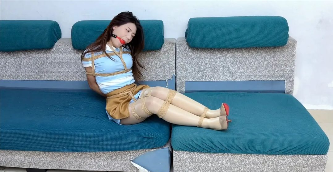 绳迹暖暖·灵儿·蓝色好利来制服-6