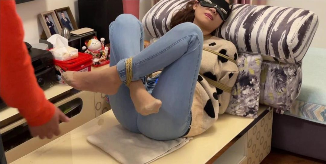 尝试团缚按摩，不断迭起，最终玩儿大了...-4