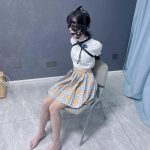 清纯jk茶茶椅子对镜放置、强制抚摸（鼻钩、马具口球、单手套、肆意抚摸，羞耻拉满~）