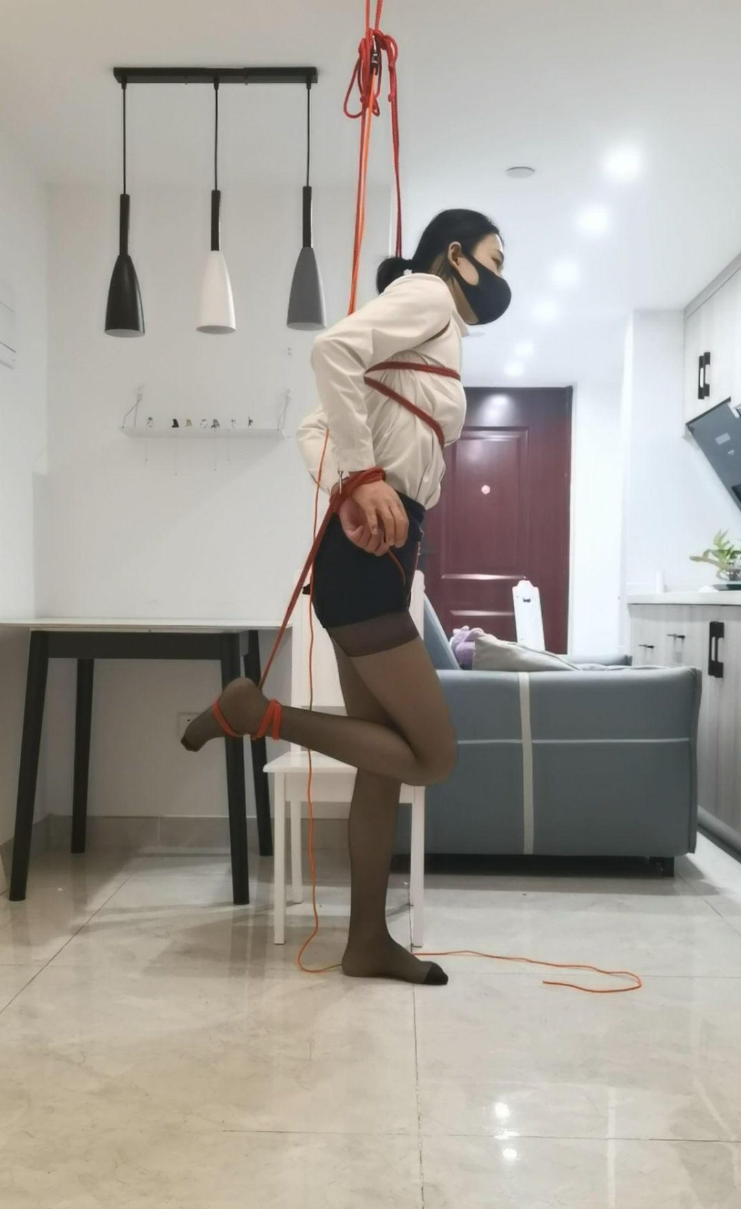 滑轮单腿前手后手自缚-6