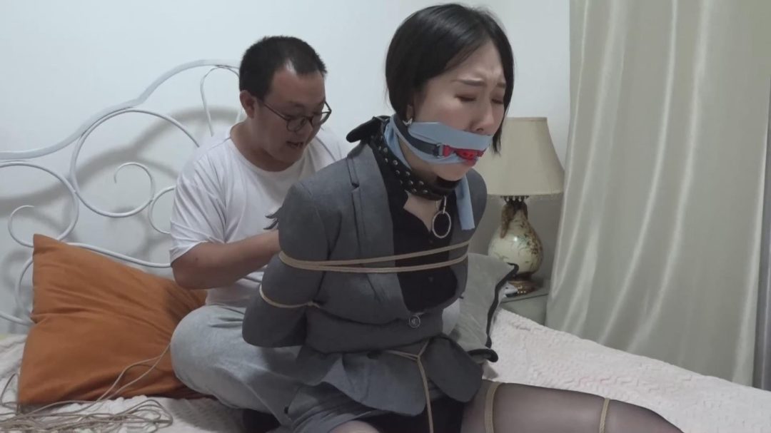 猎美陷阱·小秘书陈倩的紧缚放置惩罚-2