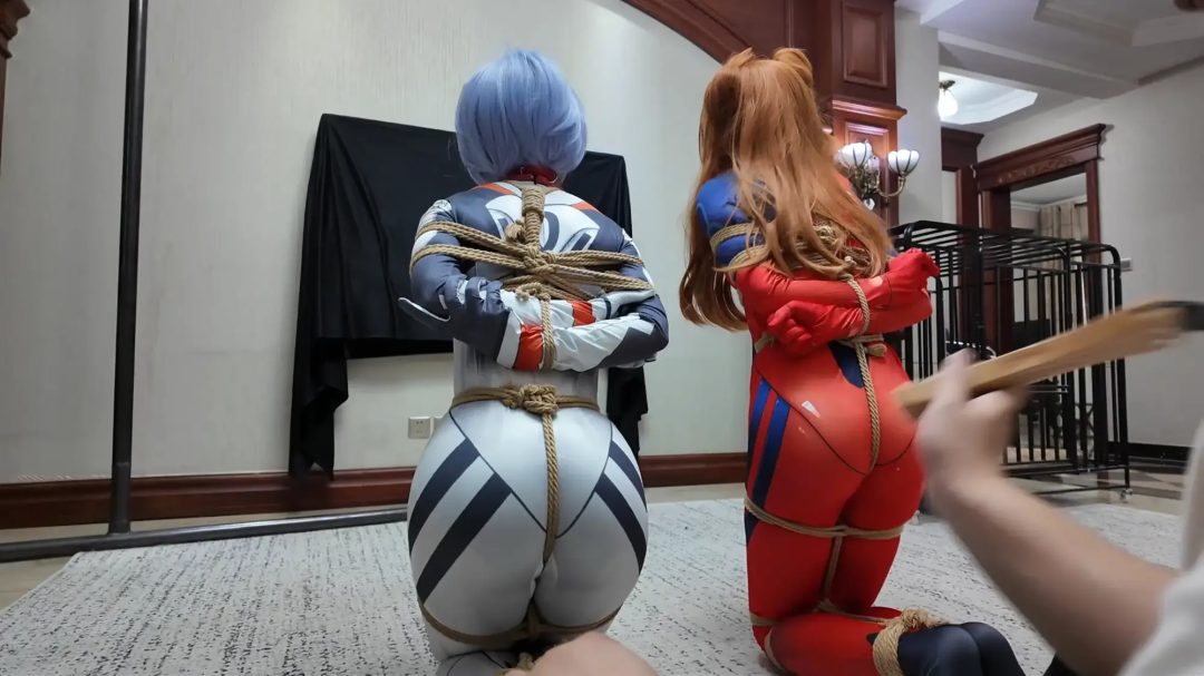 完蛋！我把美女捆绑了？——缚神挑战？落难的EVA等身手办！-15
