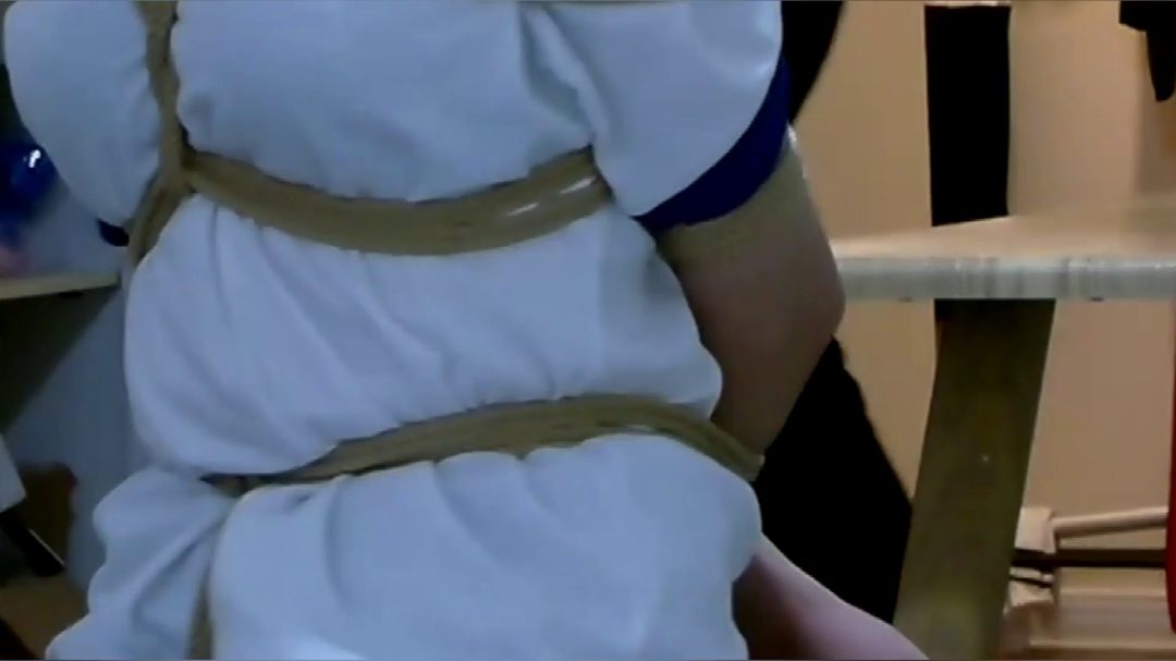 半袖校服眼镜小妹的特殊实习第一季-2