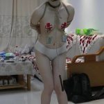 大学生诗诗狗调蹂躏 负重乳夹+抽打全身+跪舔主人脚，鼻钩、口枷戴上，这样只能口水直流，就是不给到最高点，不断折磨的地狱~