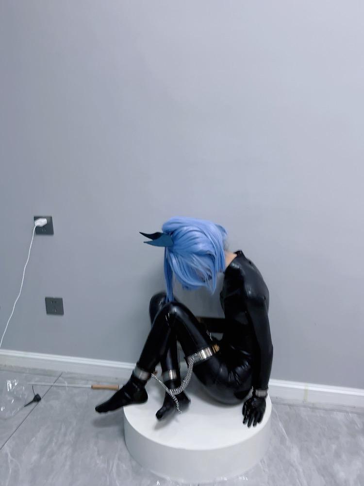 魔法少女cos-胶衣全身镣铐罚站放置！如果偷懒的话会被电击惩罚哦~-7