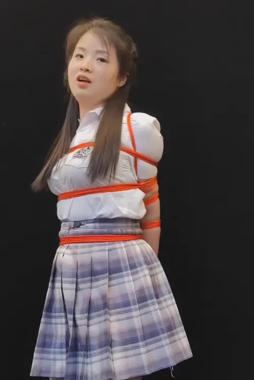 新模刘梦圆视镜实拍-3