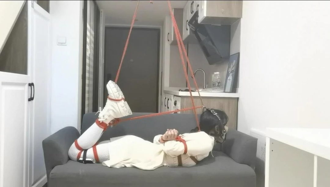 马具口球强制抬头的驷马电击自缚-1