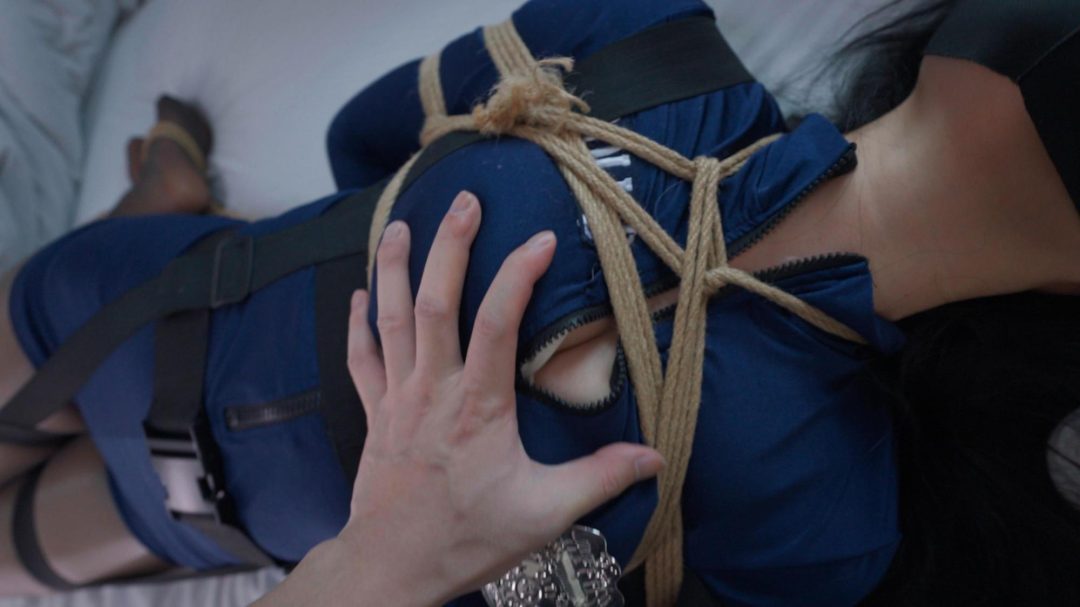 《女侦探1-4合集》吊绑+放置+股绳+麻花腿+驷马+手铐+剧情+迷晕......-11