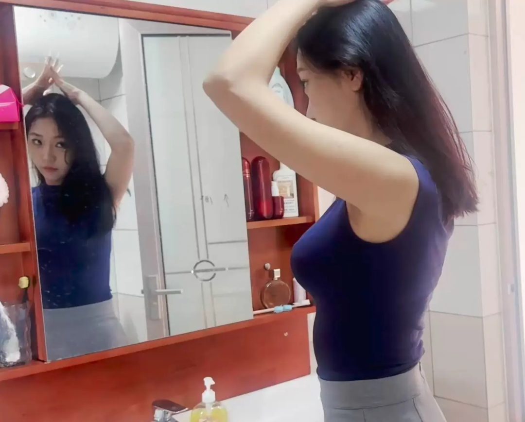 性感美女被入室捆绑-4