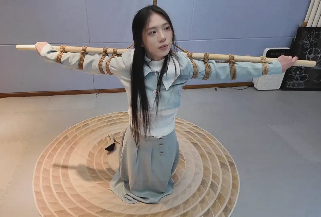 卢曼莹木棍捆绑TK放置-2