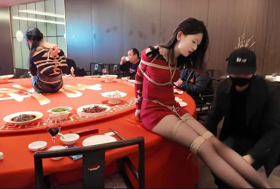 一绳所爱定拍，餐桌红包游戏（上）-4