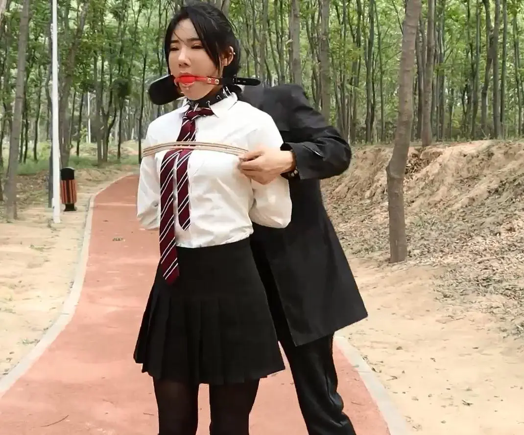 一绳所爱定拍《杨若琳公园挑战》-2