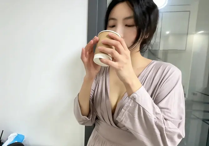 【定拍】锤肚虐腹莉莉-3