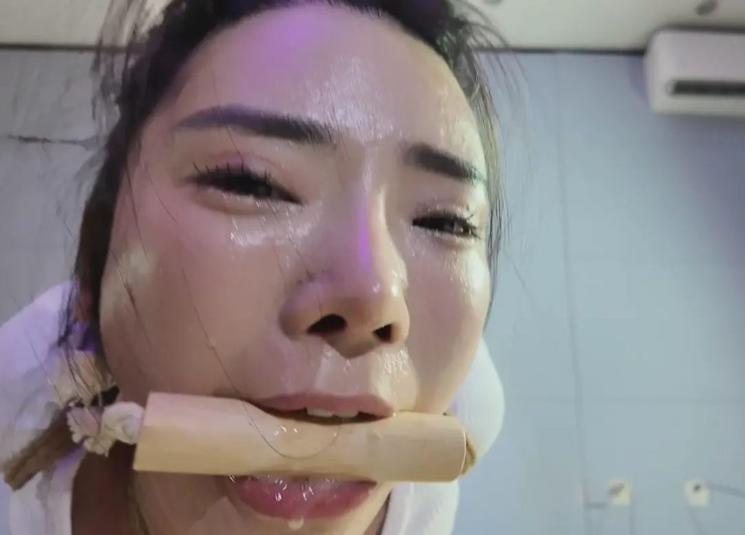 鸡翅膀悬吊，绑哭杨若琳-4