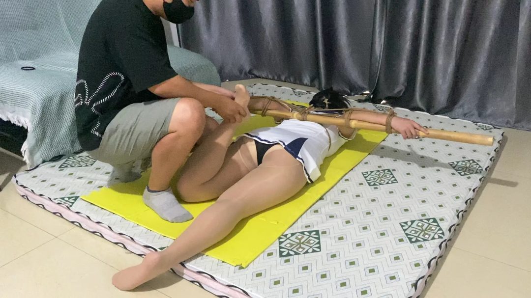 麻绳固定，强制tk，挑逗无极限，口球堵嘴呜呜乱叫-2