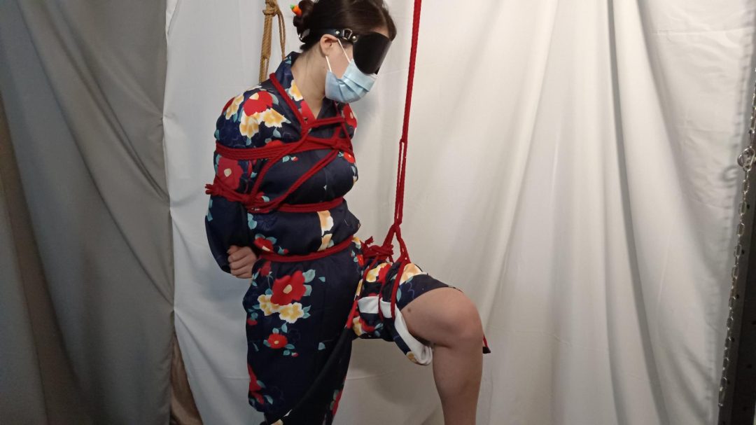 新模云云绳艺初体验，和服+驷马+吊缚，坚持不住连连哀嚎求饶-3