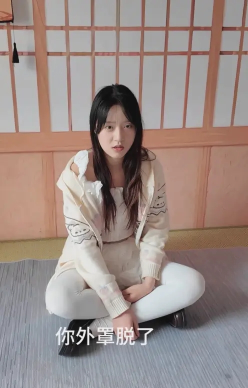 萌新女孩悦悦绳艺逃脱挑战赛-8