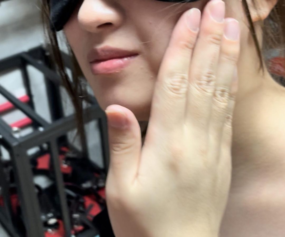 调教 新模木古超紧胯下吊起股绳+强制固定踮脚罚站！固定踮脚罚站+胯下吊起超紧股绳+耳光+SP打屁屁，半小时折磨让小m差点哭出，主人坏坏的不时使劲提一下胯下绳子，强制高高踮起的脚又用不上力...-10