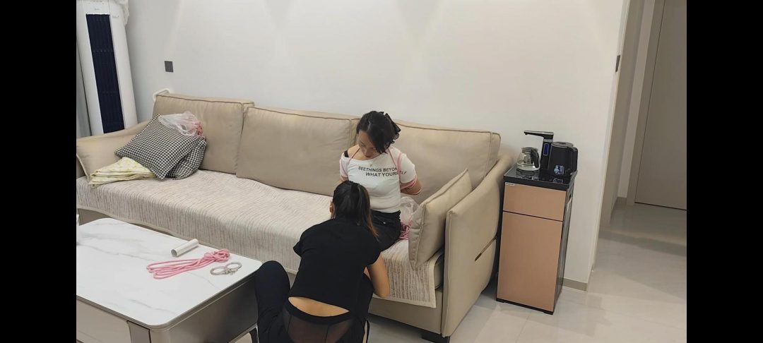 女女游戏（抚摸，玩具，tk，自缚）-1