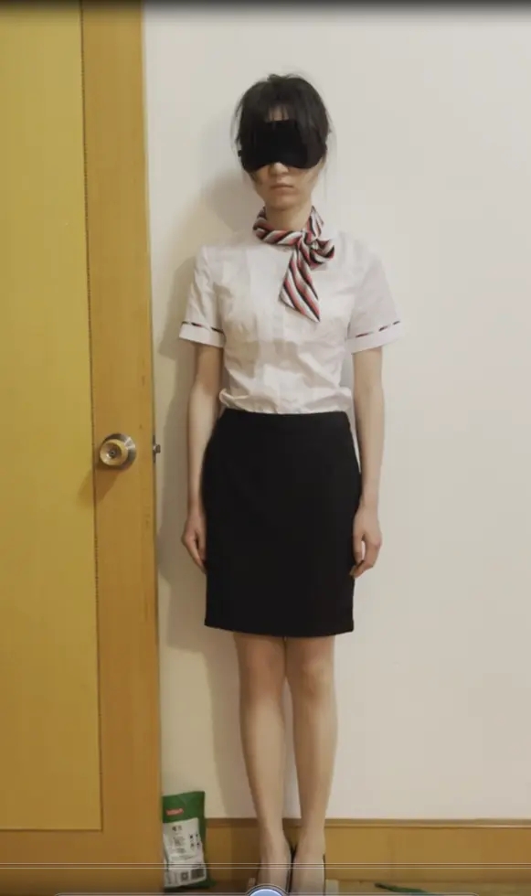 高跟鞋放豆子白丝水手服罚站惩罚-4