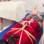 四条腿椅子上的日式驷马挑战，没用的挣扎