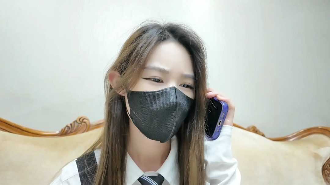 彩虹与黑猫·新美人捕获·律师妈妈和叛逆女儿-1