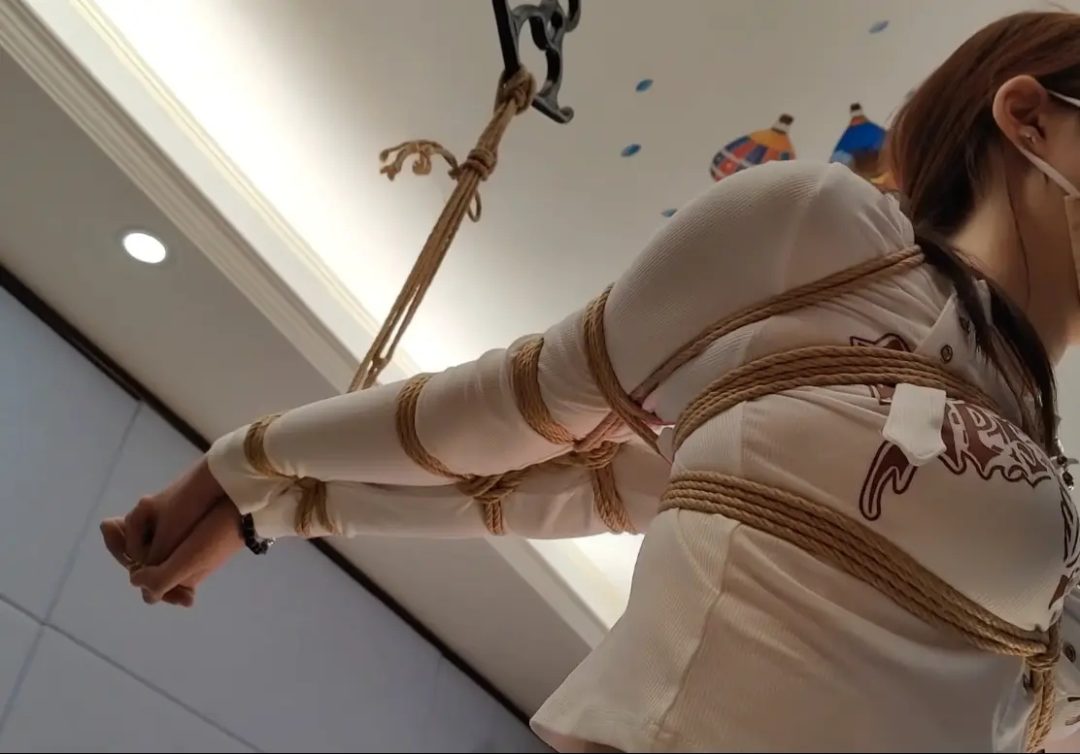 新模苏妍初体验直臂吊绑-4