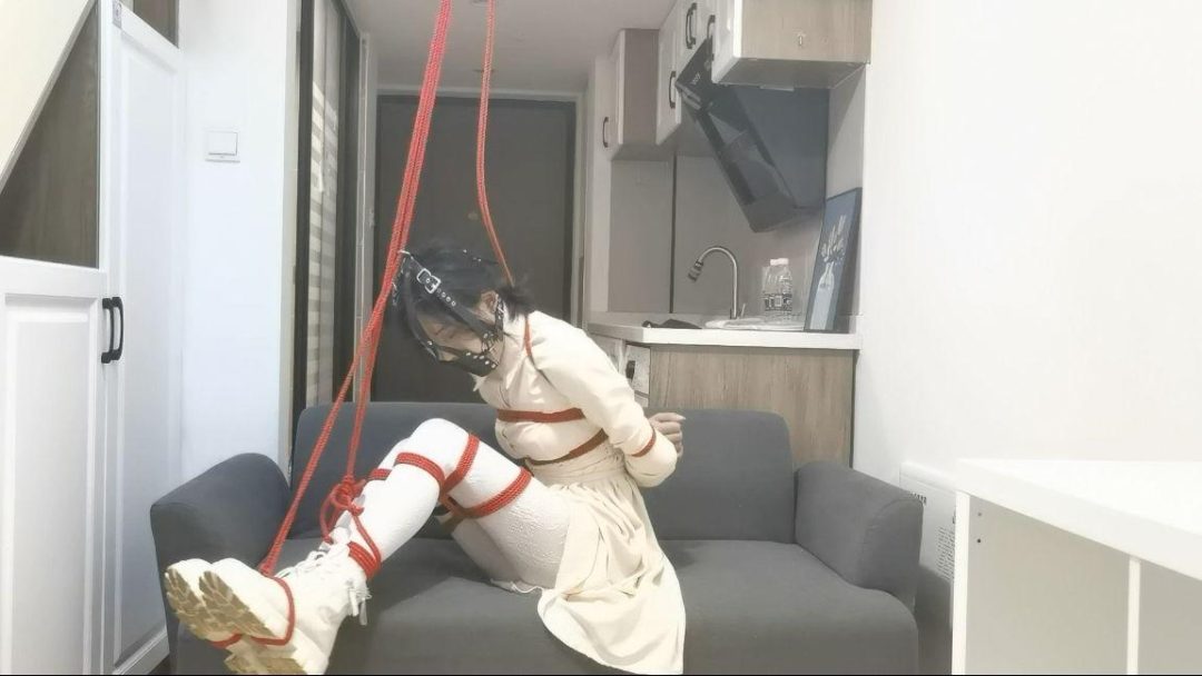 马具口球强制抬头的驷马电击自缚-5