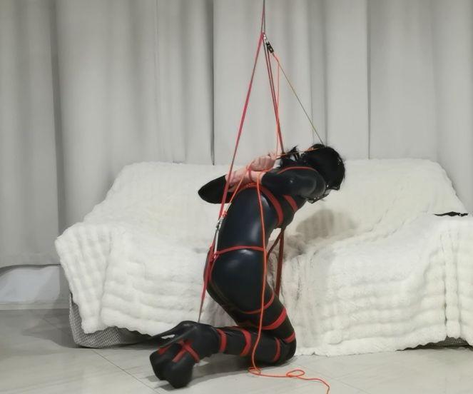 吊腿驷马钢钩强制抬头自缚-6