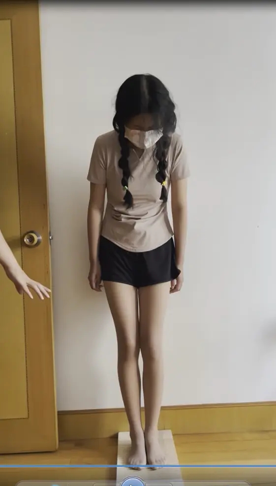 光脚肉丝搓衣板罚站惩罚-2