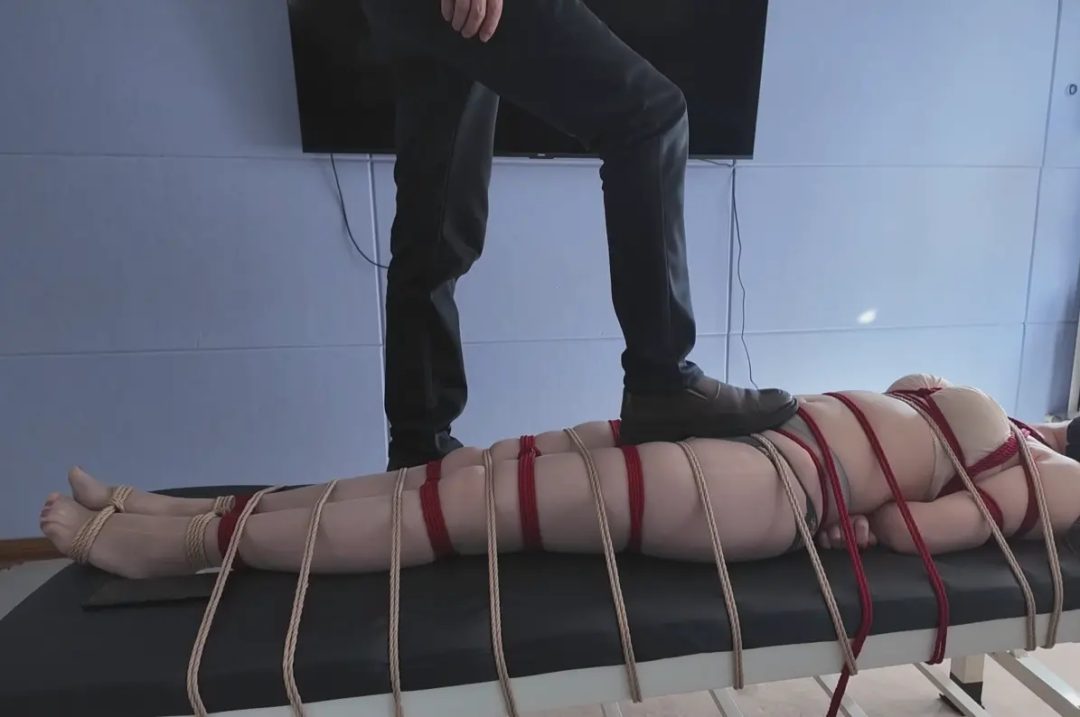 《床上的羔羊》杨蕊-2