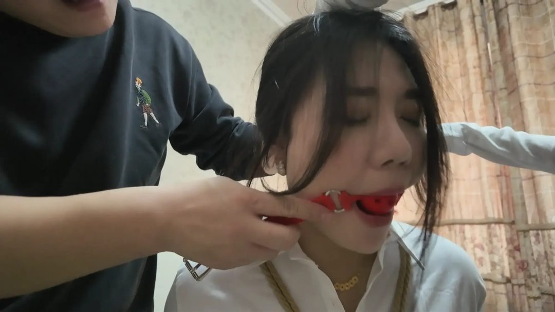 彩虹与黑猫·新美人捕获·律师妈妈和叛逆女儿-5