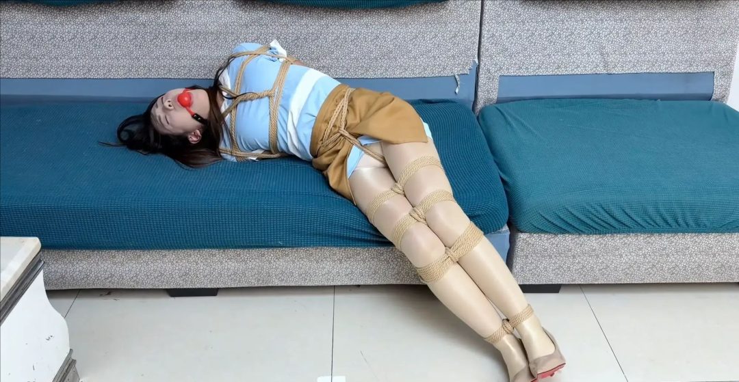 绳迹暖暖·灵儿·蓝色好利来制服-5