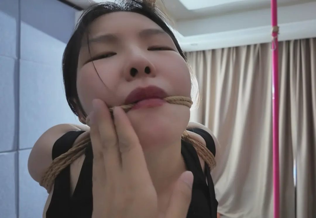 昭月鸡翅膀紧缚 运动 健身服 西式 直臂并肘 股绳 跪缚 放置 抚摸 鞭打 TK 挣扎 中筒靴-2