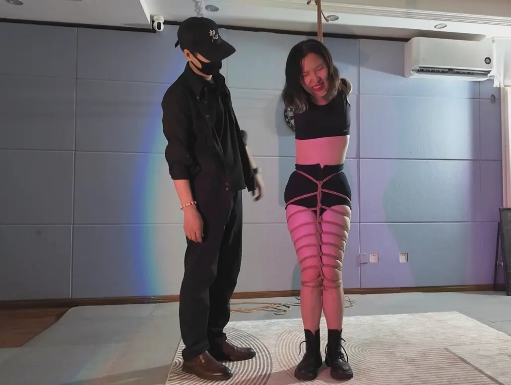 昭月鸡翅膀紧缚 运动 健身服 西式 直臂并肘 股绳 跪缚 放置 抚摸 鞭打 TK 挣扎 中筒靴-4