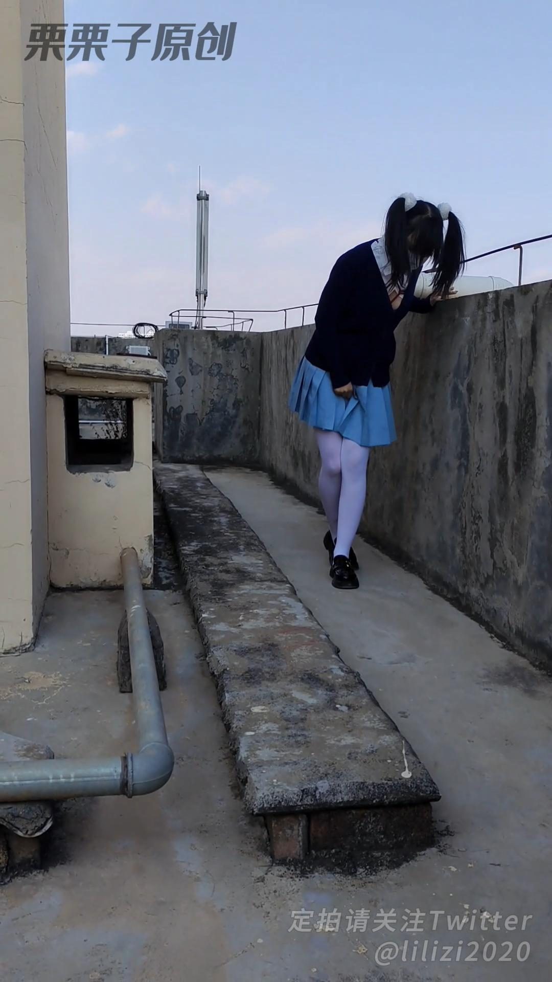 《报复小M前女友05》户外捆绑、户外调教、天台自嗨、白丝、双马尾、JK-4