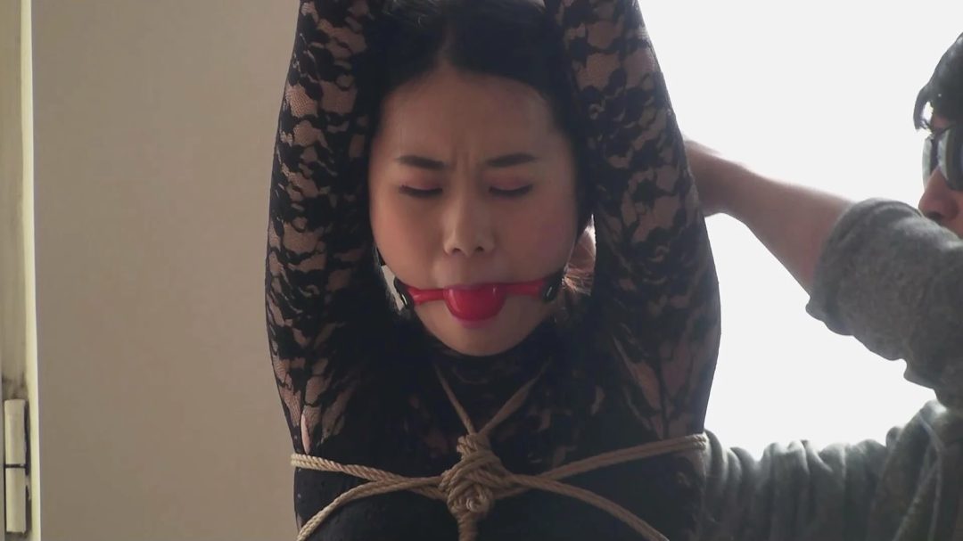 逍遥工作室早期剧情片《美女老板之紧缚派送》李然 王曼-3