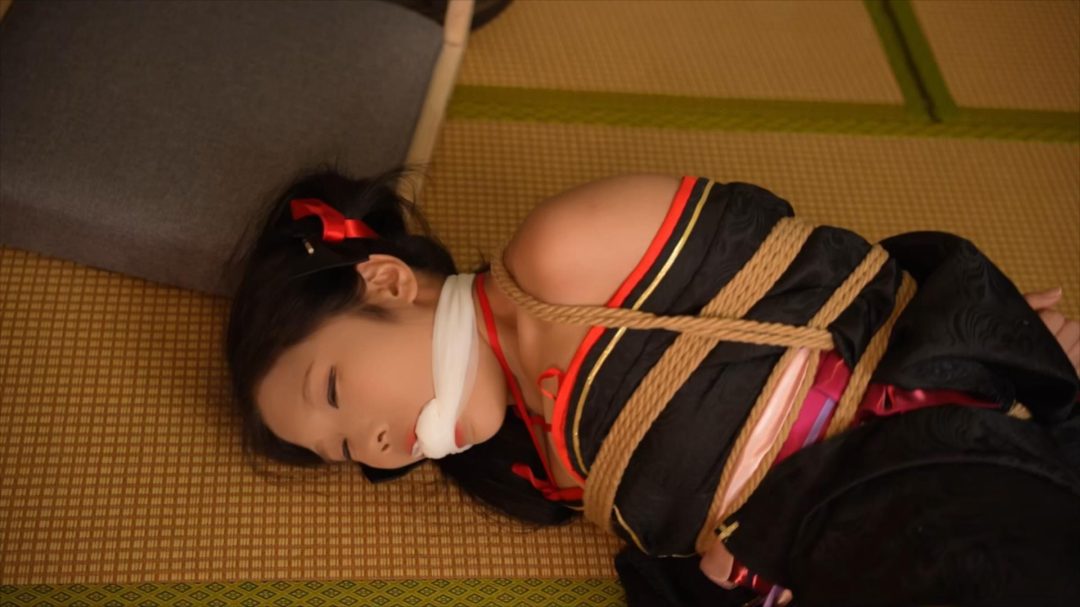 影棚猎艳-娃娃cos夜夜 机巧少女不会受伤 上-6