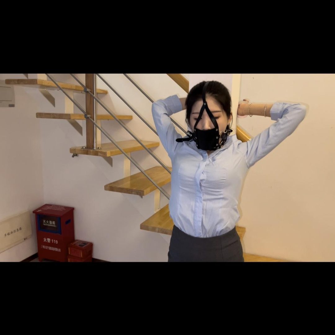《出轨人妻的惩罚》思思倾情出演人妻,被发现出轨后惩罚不断!还有精彩的外景哦-12 《出轨人妻的惩罚》思思倾情出演人妻,被发现出轨后惩罚不断!还有精彩的外景哦-12