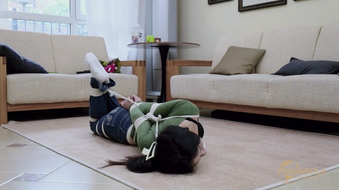 Hogtie 和 Balltie 哪個更難掙脫 第, 第 1 部分 - Hogtied-2