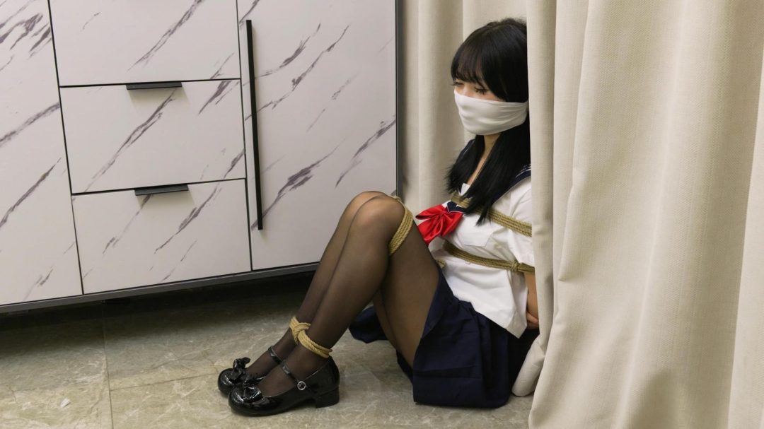 被捆绑的水手服少女-6