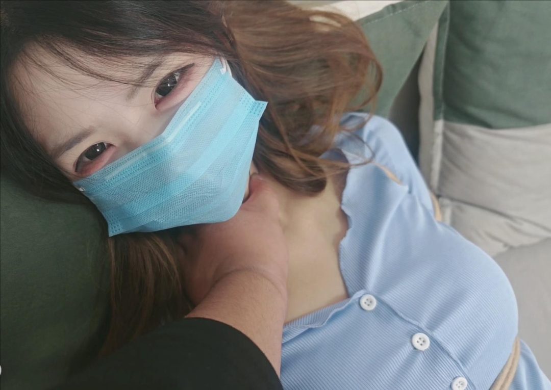 《GD绳束》模特桃桃 身材巨好 身材好 脚也好看 超短裤挠痒-6