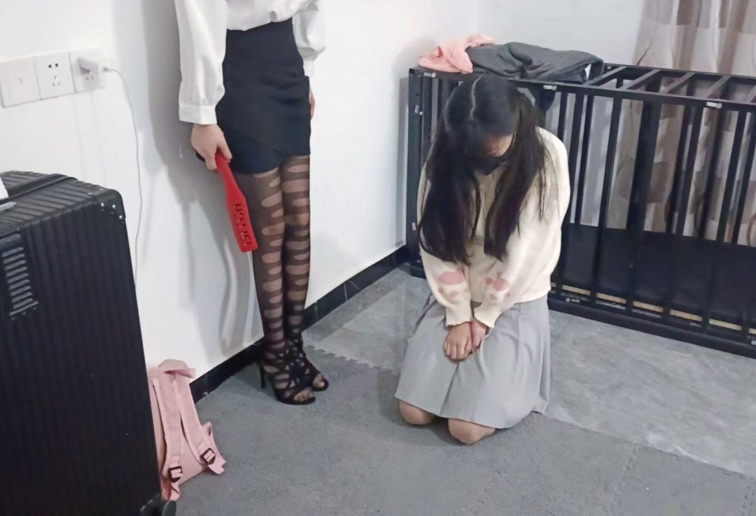 严厉的女教师2（踩踏 耳光 SP 凌辱）-5