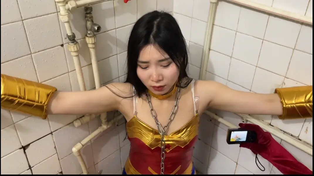 神奇女侠-邪恶手段崇拜者-2