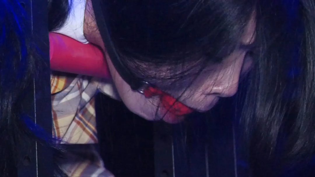 新场地《被禁锢在笼子的女M》 女M不听话被女主人囚禁关在笼子里放置，请看女M受折磨-6